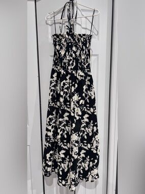 a new day Black and White Floral Halter Maxi Dress size Small NWT